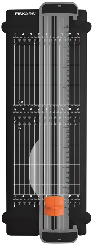 Fiskars cortadora de papel Titanium de 22cm.