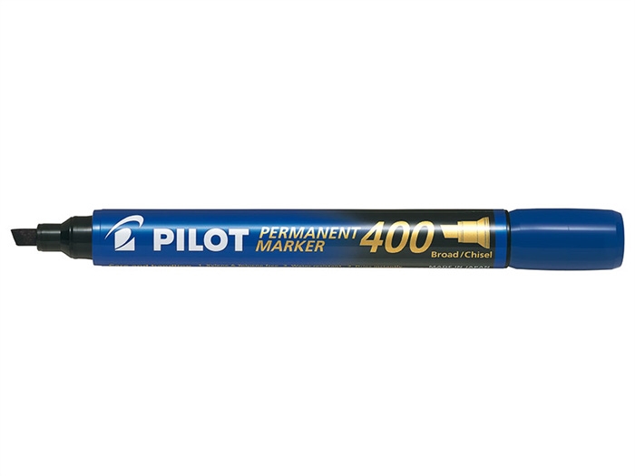 Rotulador Pilot Marker Permanent 400, color azul, en ángulo.